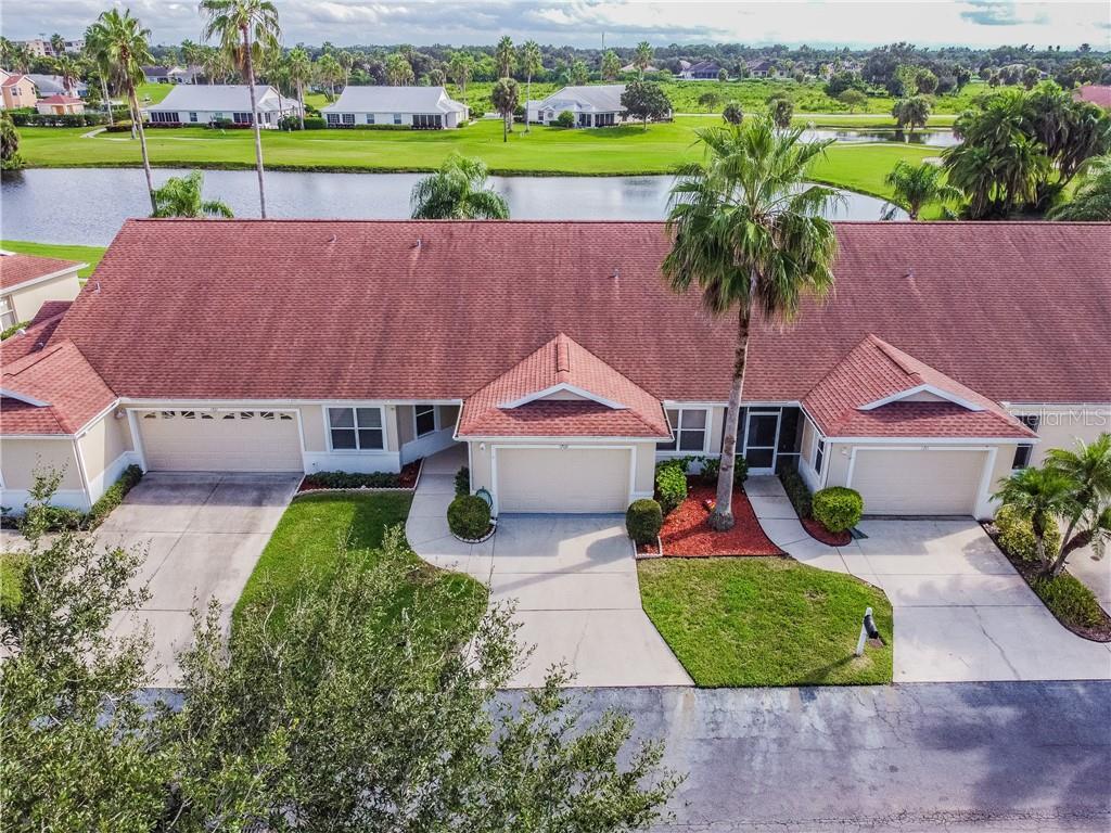 Property Photo:  1709 Edgewater Lane  FL 34221 