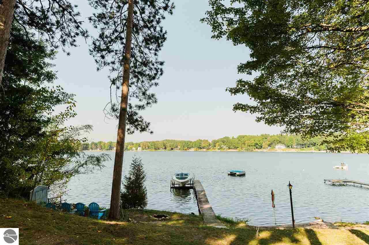 Property Photo:  1491 Lake Drive  MI 49685 
