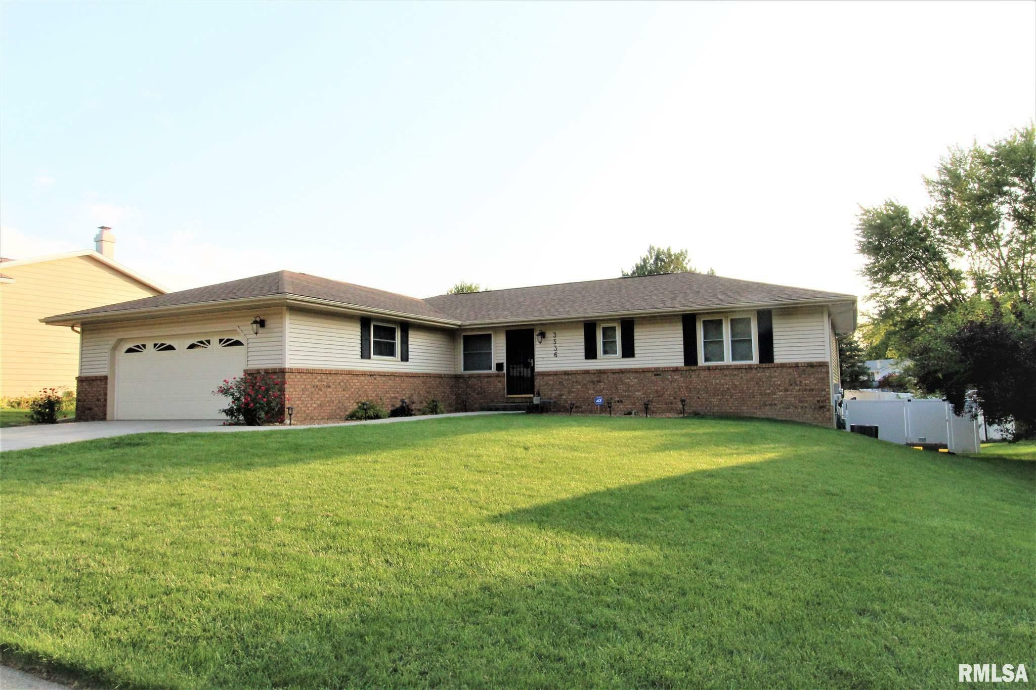 Property Photo:  3536 W Saymore  IL 61615 