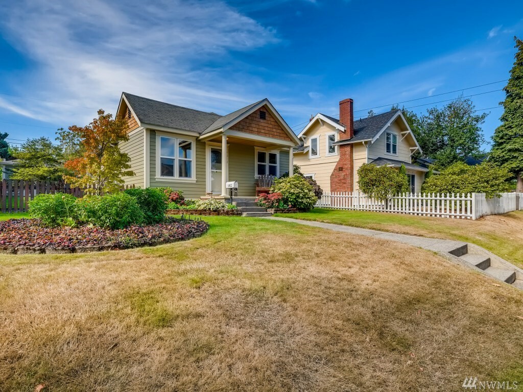 Property Photo:  4012 S Fawcett Ave  WA 98418 