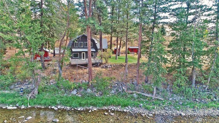 Property Photo:  69  Ross Road  WA 98856 