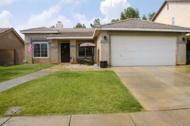 Property Photo:  3748 Bottlebrush Street  CA 93560 