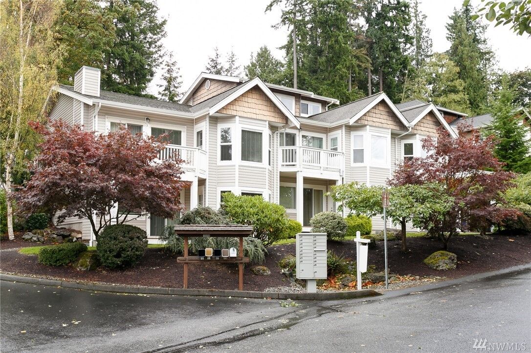 Property Photo: 1520 Lindsay Loop 2 WA 98274