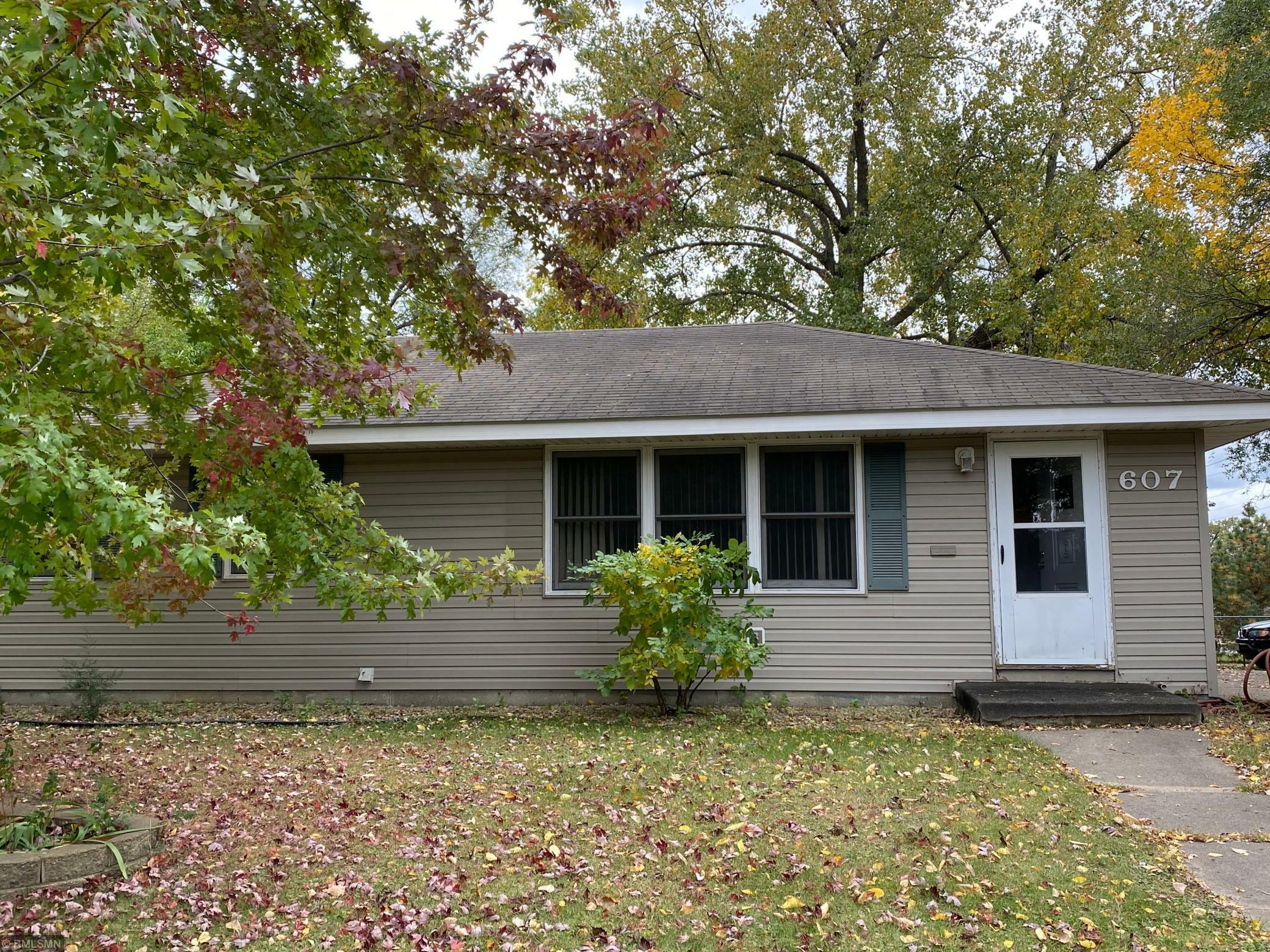 607 W 104th Street  Bloomington MN 55420 photo