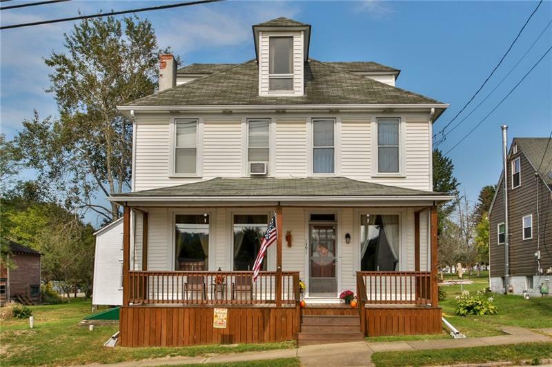 Property Photo: 1391 Jefferson Rd PA 15344
