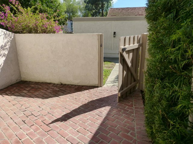 Property Photo:  500 Gainsborough Road  CA 91360 