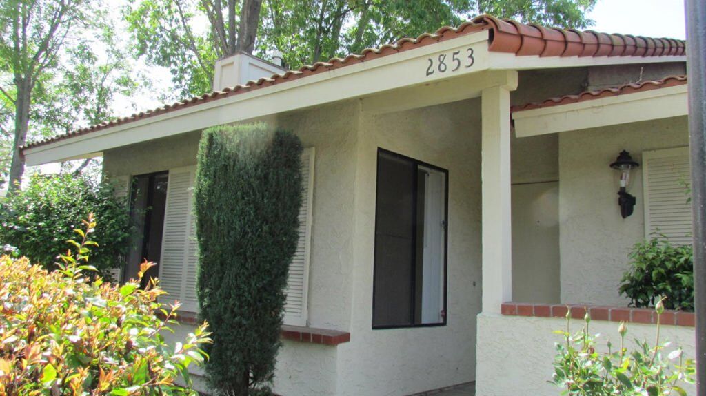 Property Photo: 2853 Shoreview Circle CA 91361
