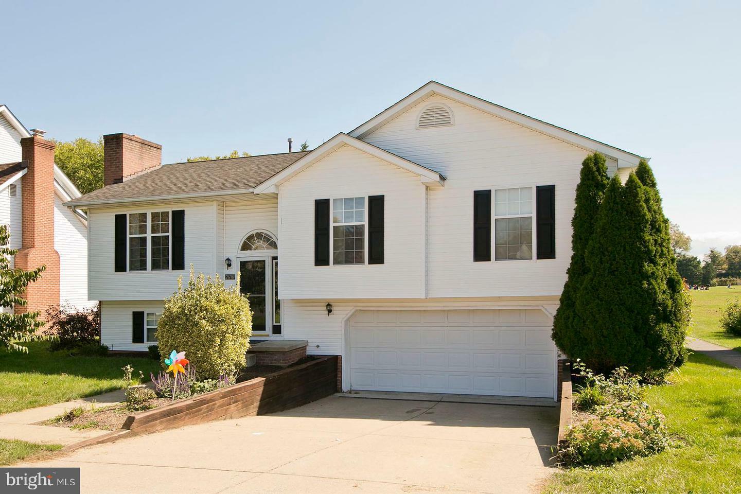 Property Photo:  2616 Stonegate Drive  VA 22601 