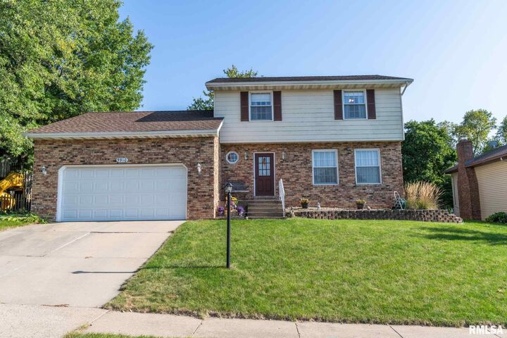 5910 W Ridgecrest  Peoria IL 61615 photo