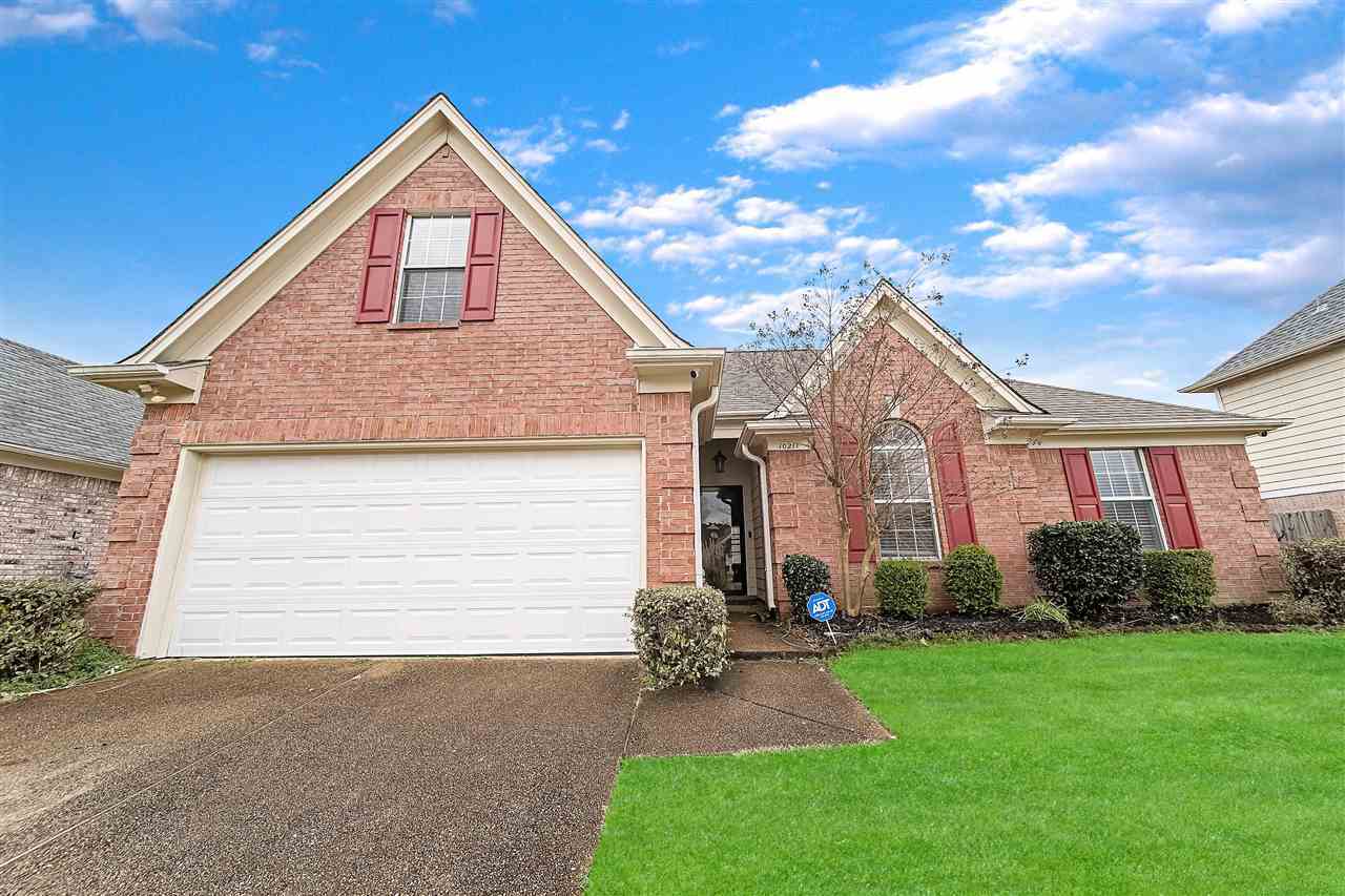 Property Photo:  10211 S Green Moss Dr  TN 38018 