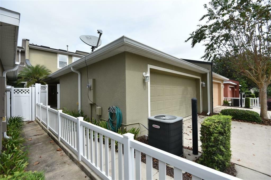 Property Photo:  121 Manor View Lane  FL 32724 