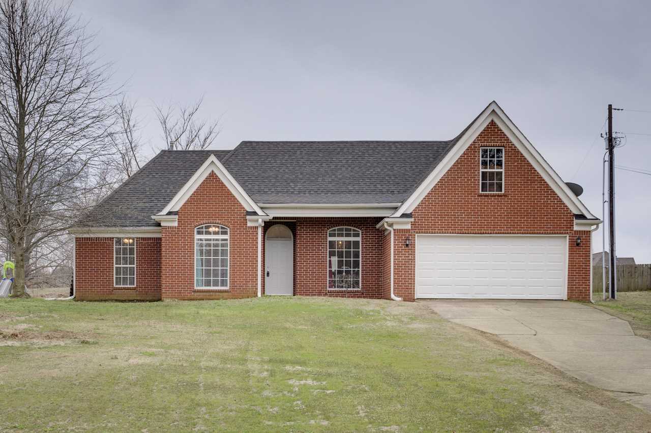 Property Photo:  421 Meadowland Dr  TN 38023 