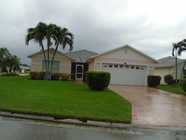 Property Photo:  6102 Alexandria Circle  FL 34982 