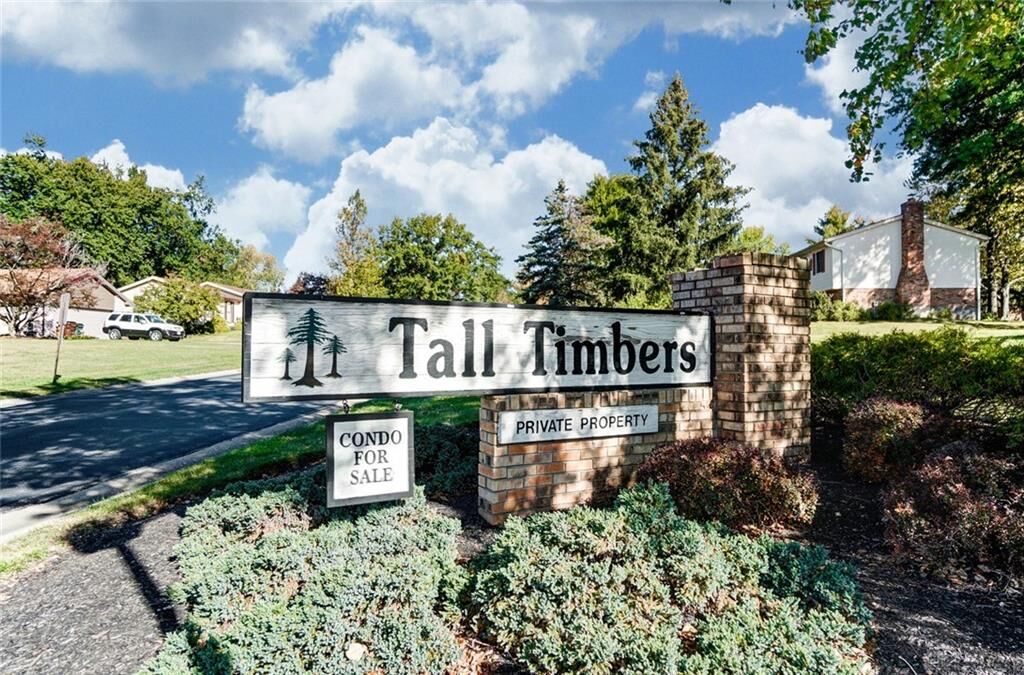 Property Photo: 7949 Tall Timbers Drive OH 45052