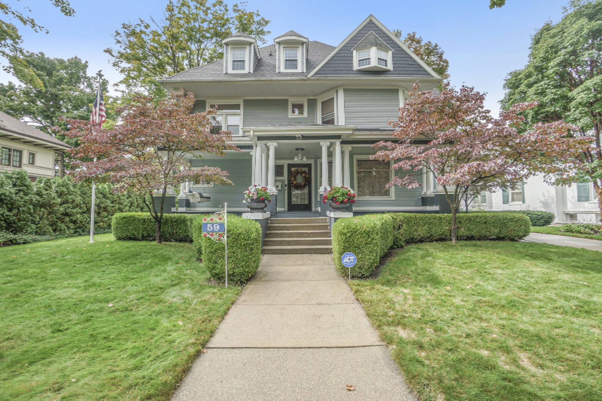 Property Photo: 59 Orchard Place MI 49017