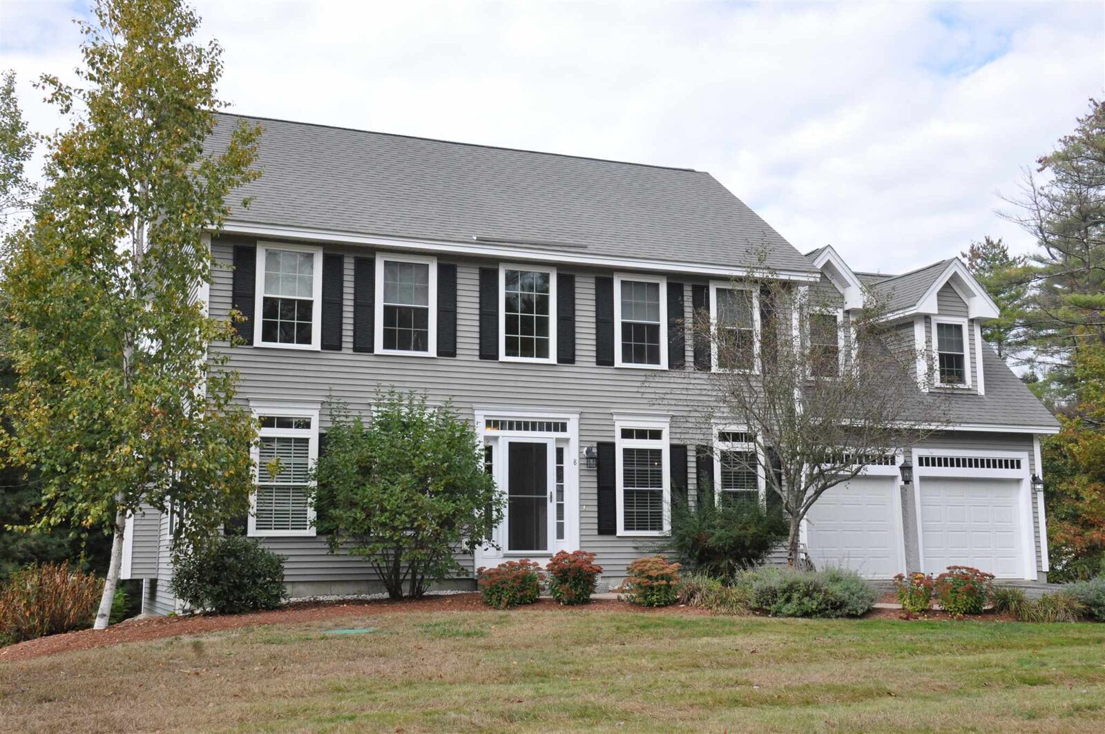 Property Photo: 8 Brushwood Drive NH 03301