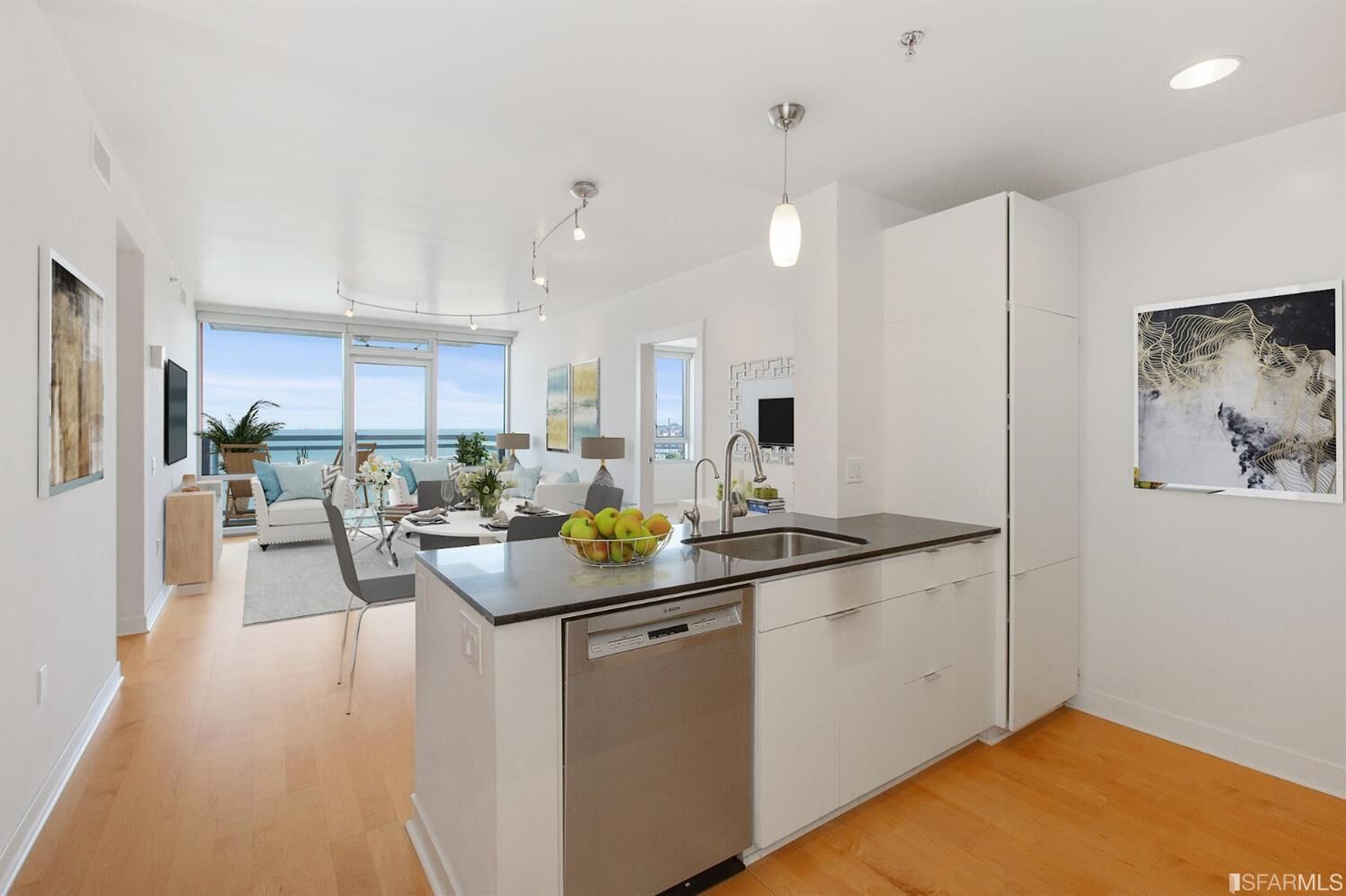 Property Photo: 501 Beale Street 14B CA 94105