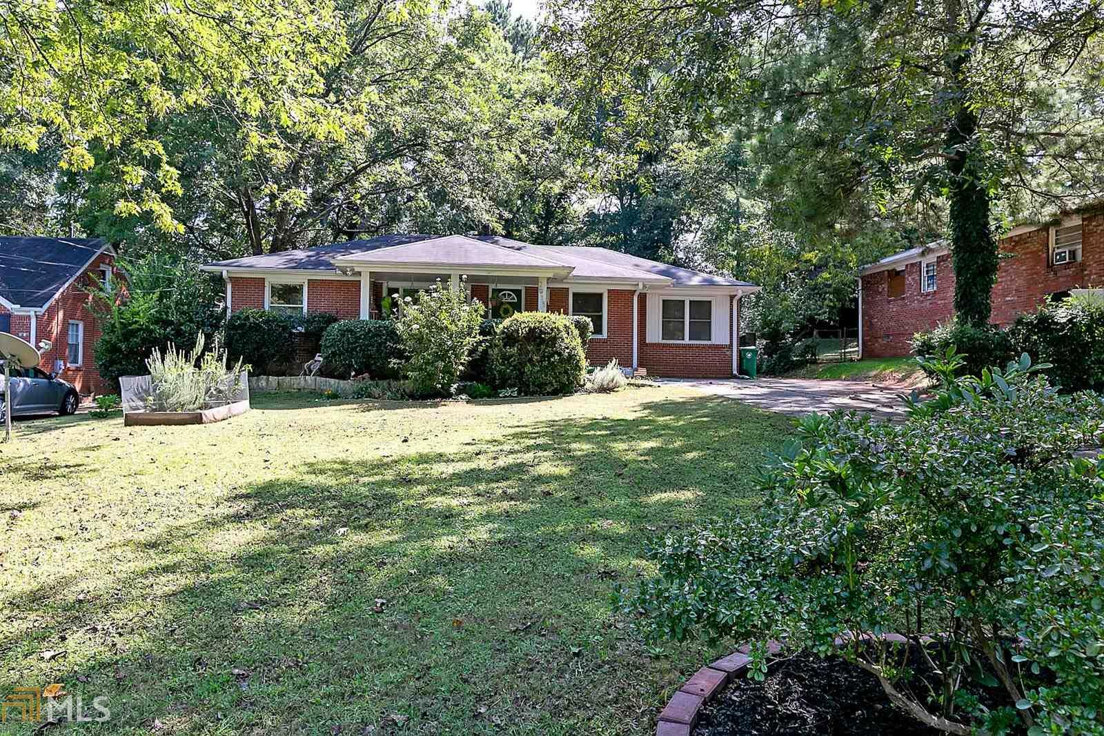 2015 E Camellia Dr  Decatur GA 30032 photo