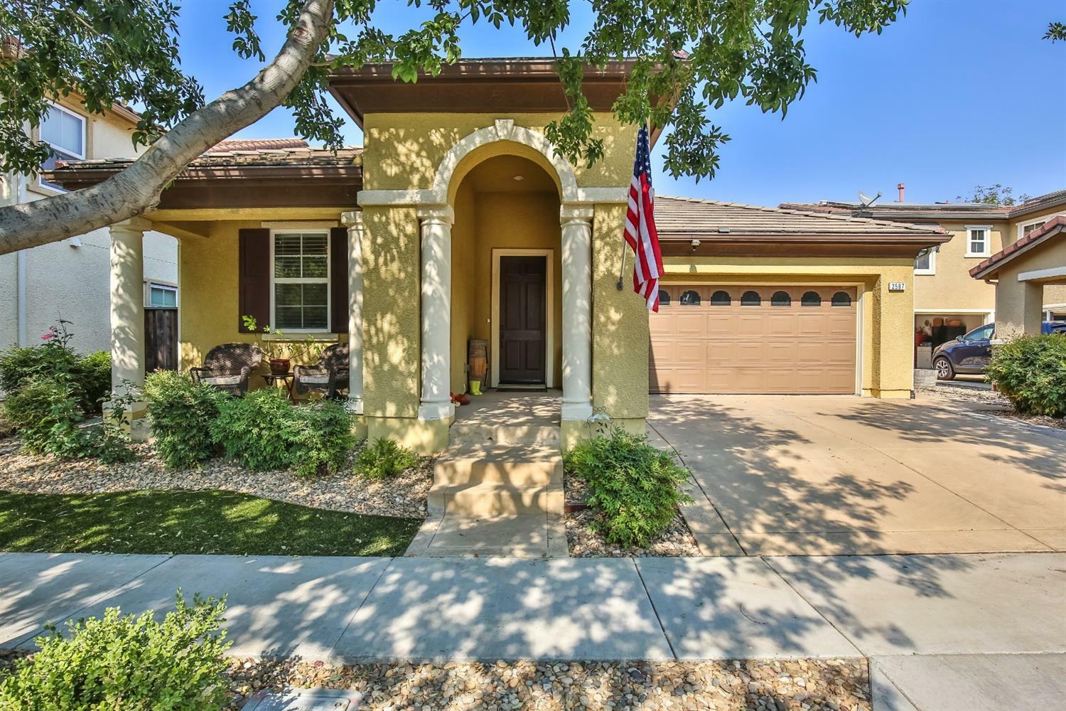 Property Photo: 2587 Allen Circle CA 95776