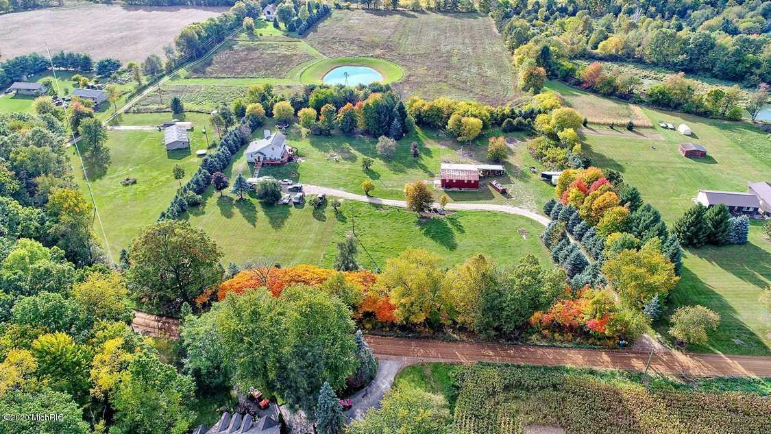 Property Photo: 4400 Badger Road MI 48851