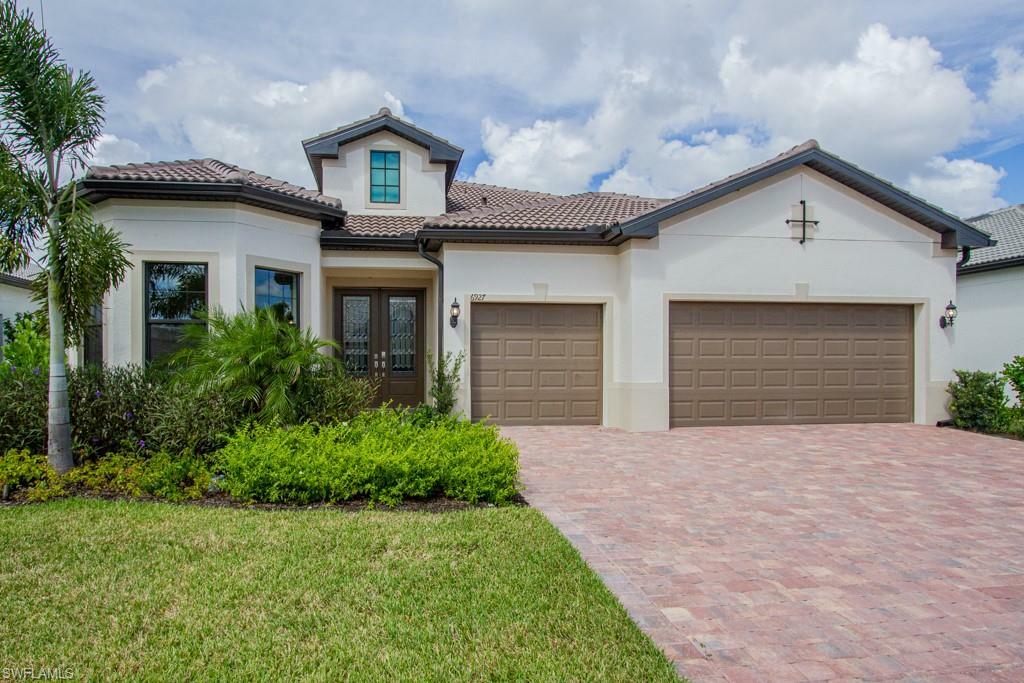 Property Photo:  6927 Cocoplum St  FL 34114 