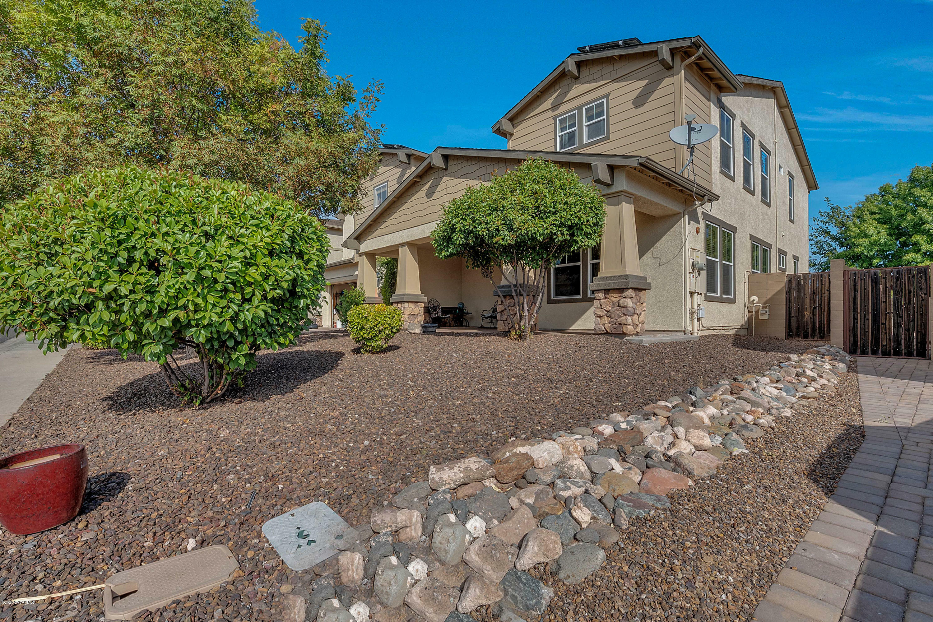 Property Photo: 610 King Copper Rd AZ 86324