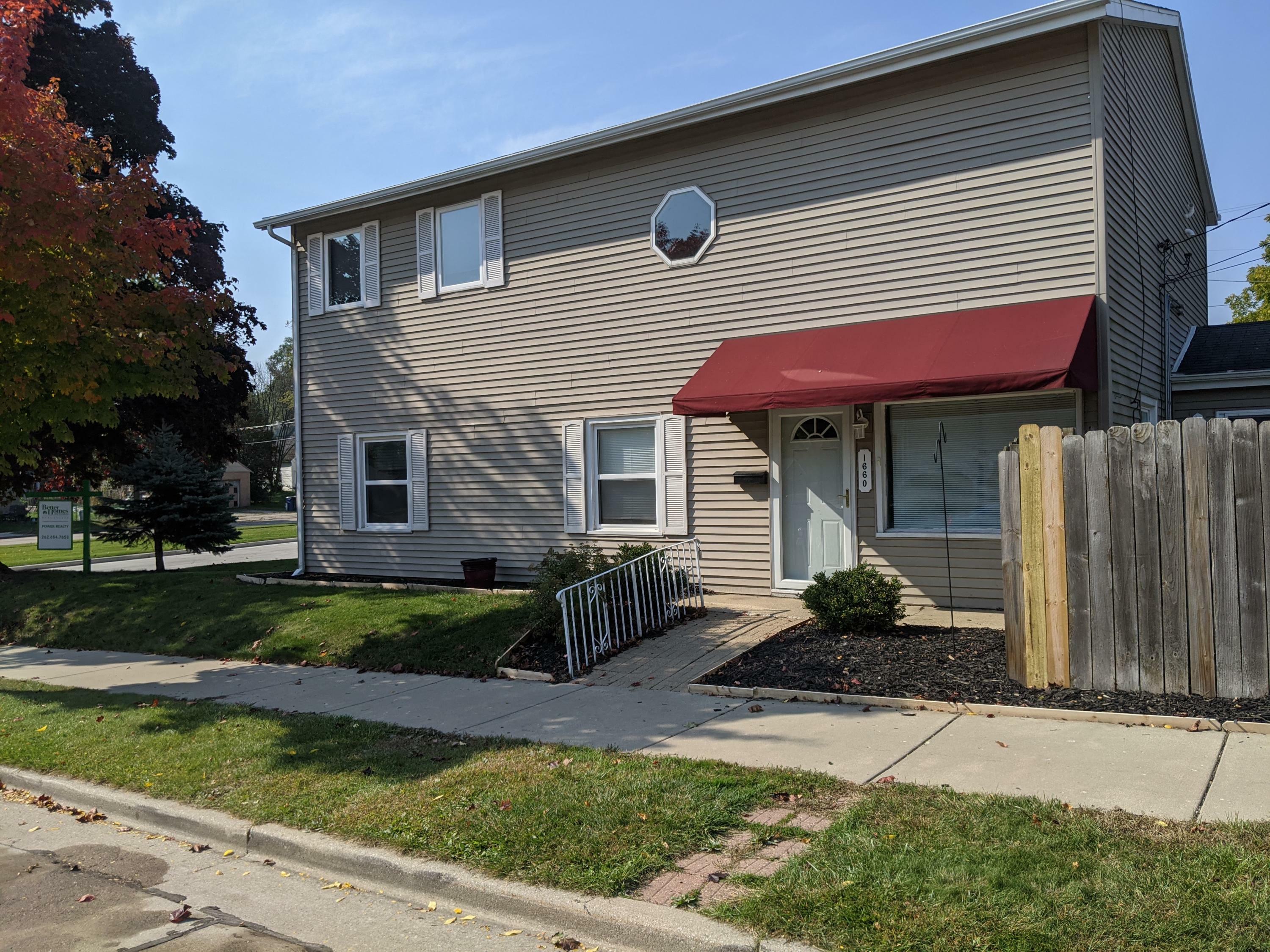 1660 Orchard St  Racine WI 53405 photo