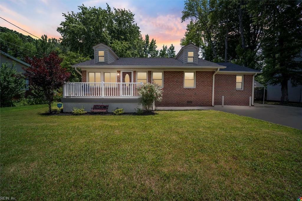 Property Photo:  207 Shamrock Avenue  VA 23693 