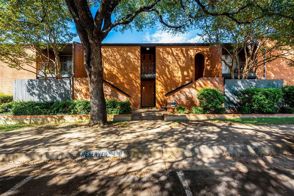 Property Photo:  558 E Avenue J A  TX 75050 