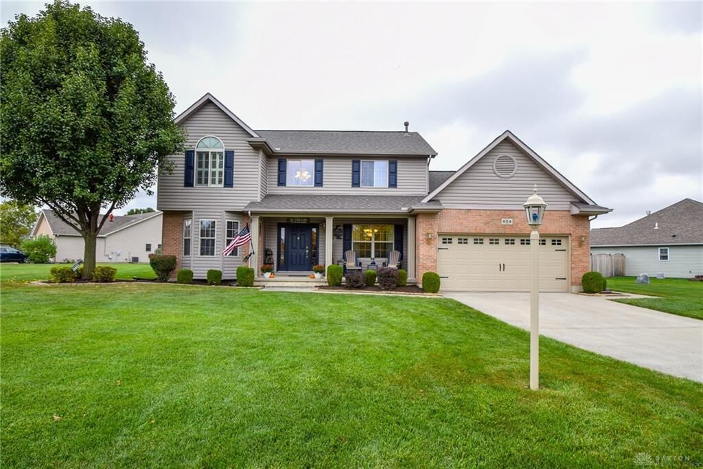 Property Photo: 624 Sherwood Drive OH 45373