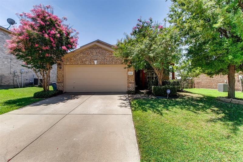 Property Photo: 2425 Heads And Tails Lane TX 75071
