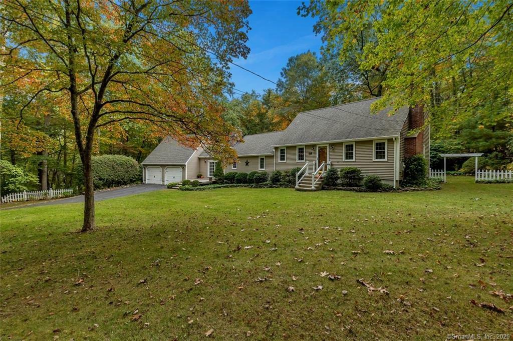 Property Photo:  127 Horse Shoe Drive  CT 06498 