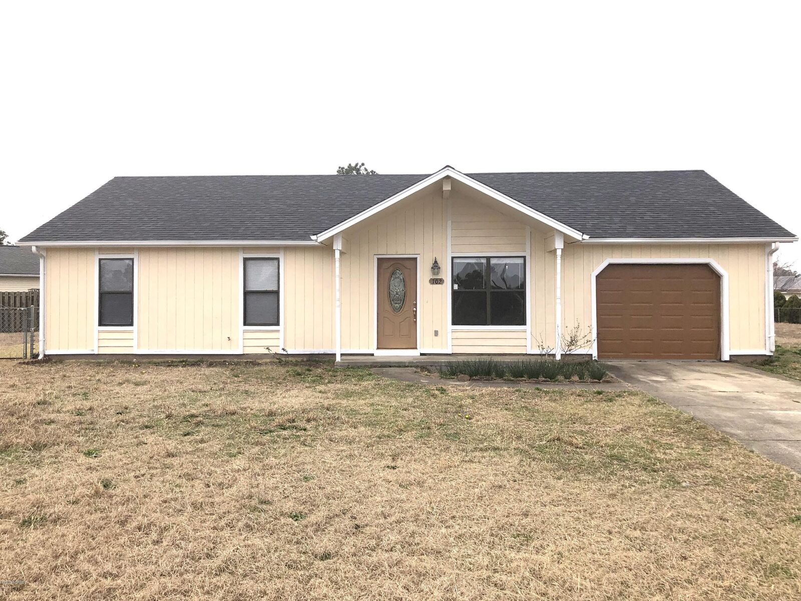 Property Photo:  102 Nutfield Drive  NC 28539 