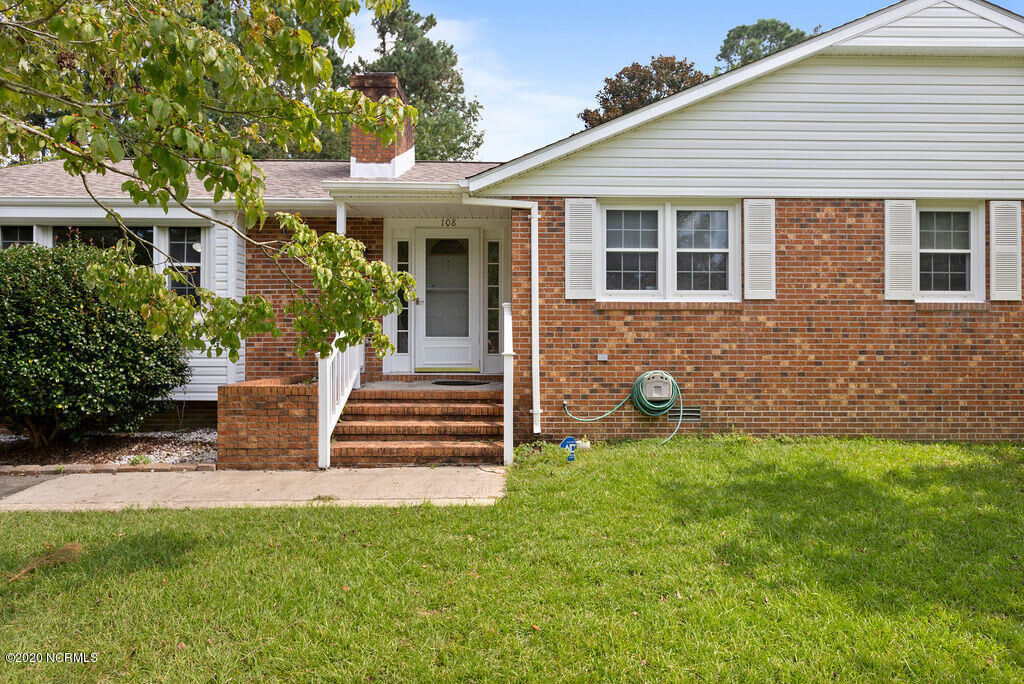 Property Photo:  108 Ramona Avenue  NC 28540 