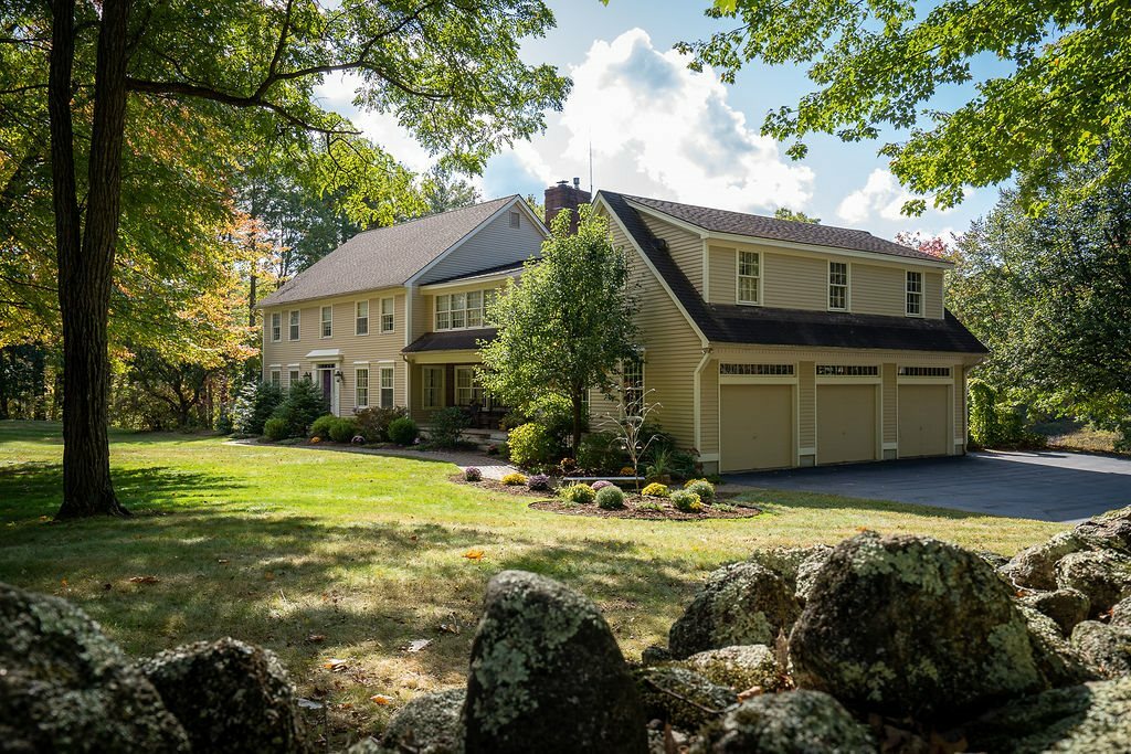 Property Photo: 89 Stowell Road NH 03110