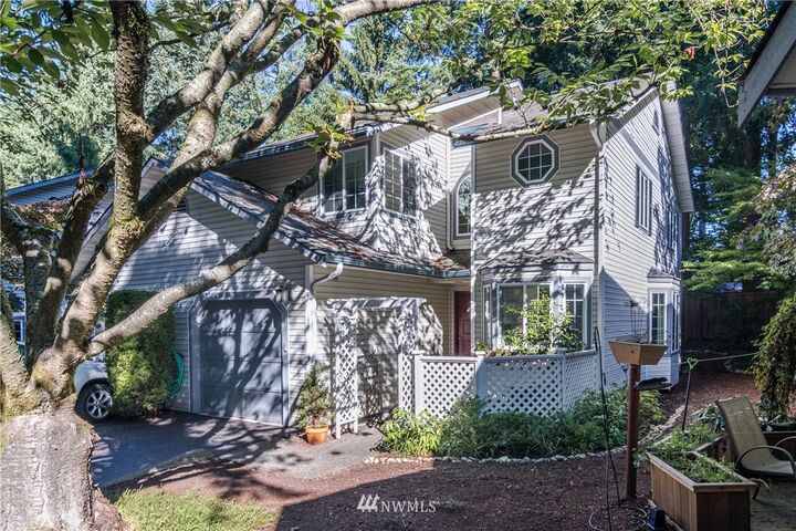 Property Photo: 2801 NE 195th Street 16 WA 98155