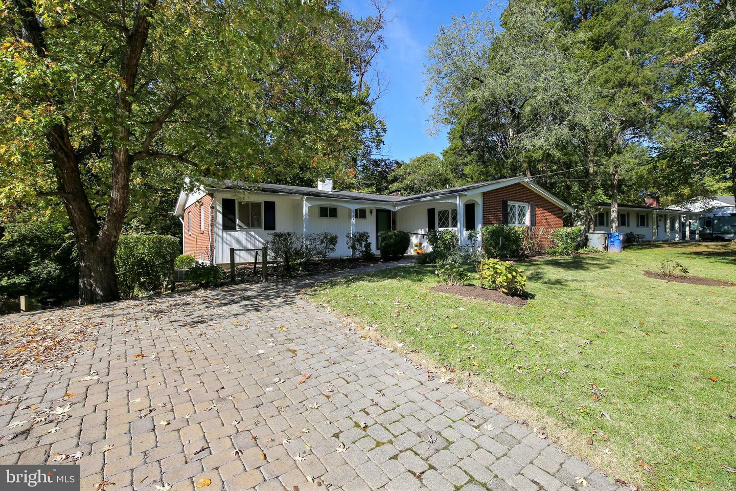 Property Photo:  8102 Karl Road  VA 22308 