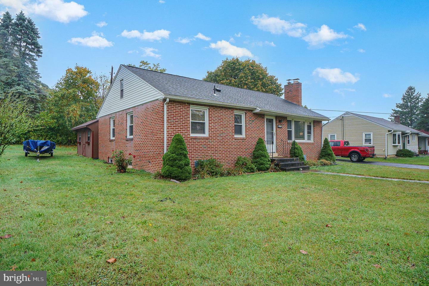 2033 W Trindle Road  Carlisle PA 17013 photo