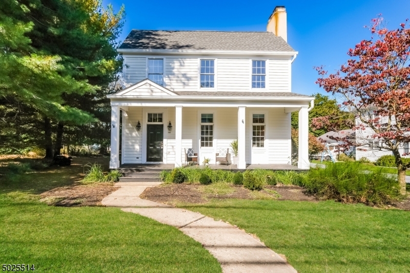 Property Photo:  102 Washington St  NJ 08553 