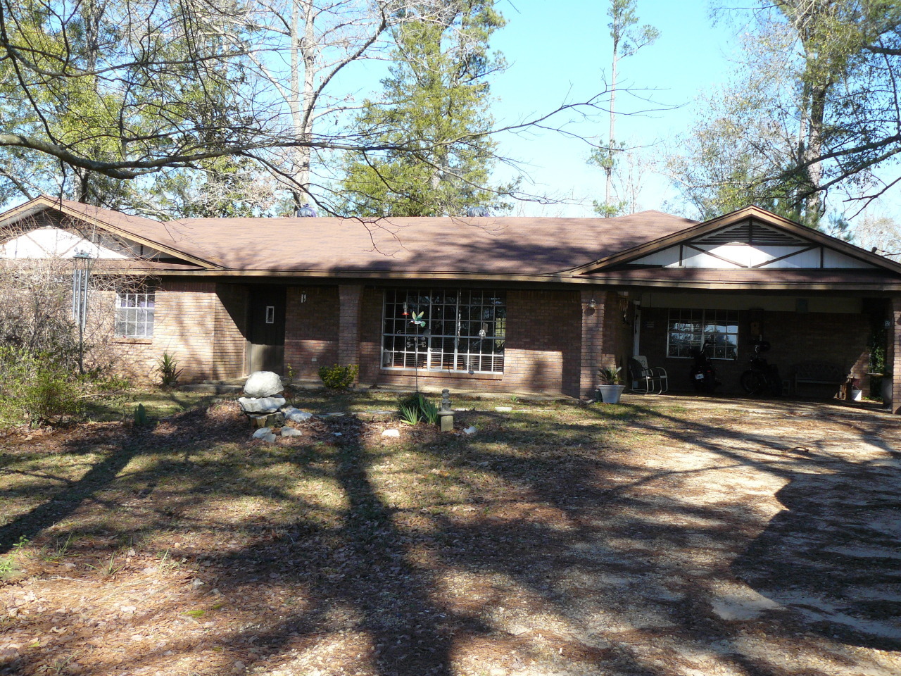 Property Photo:  45 Hatten Rd.  MS 39482 