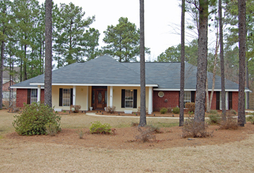 Property Photo:  145 E Lakeside Dr.  MS 39402 