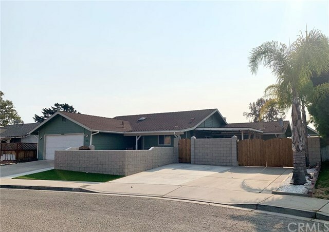 Property Photo:  576 Felicity Way  CA 93444 