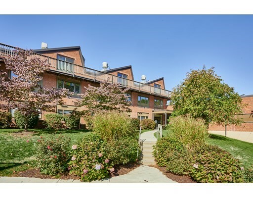 Property Photo: 267 Locust Street 2A MA 01062