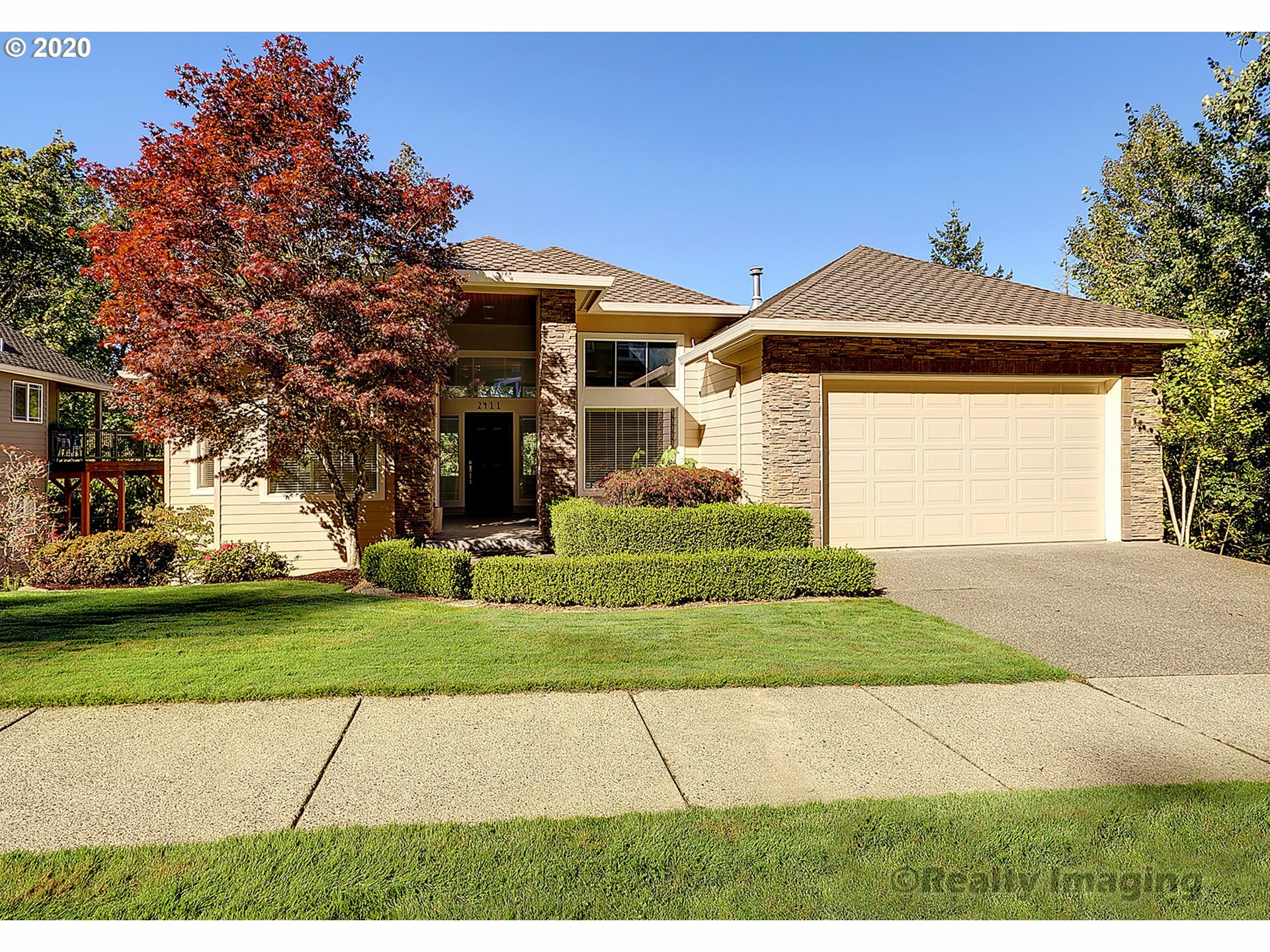 Property Photo: 2411 NW Birkendene St OR 97229