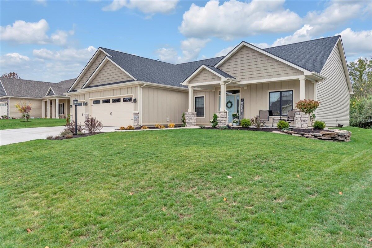 Property Photo: 11025 Eagle River Run IN 46845