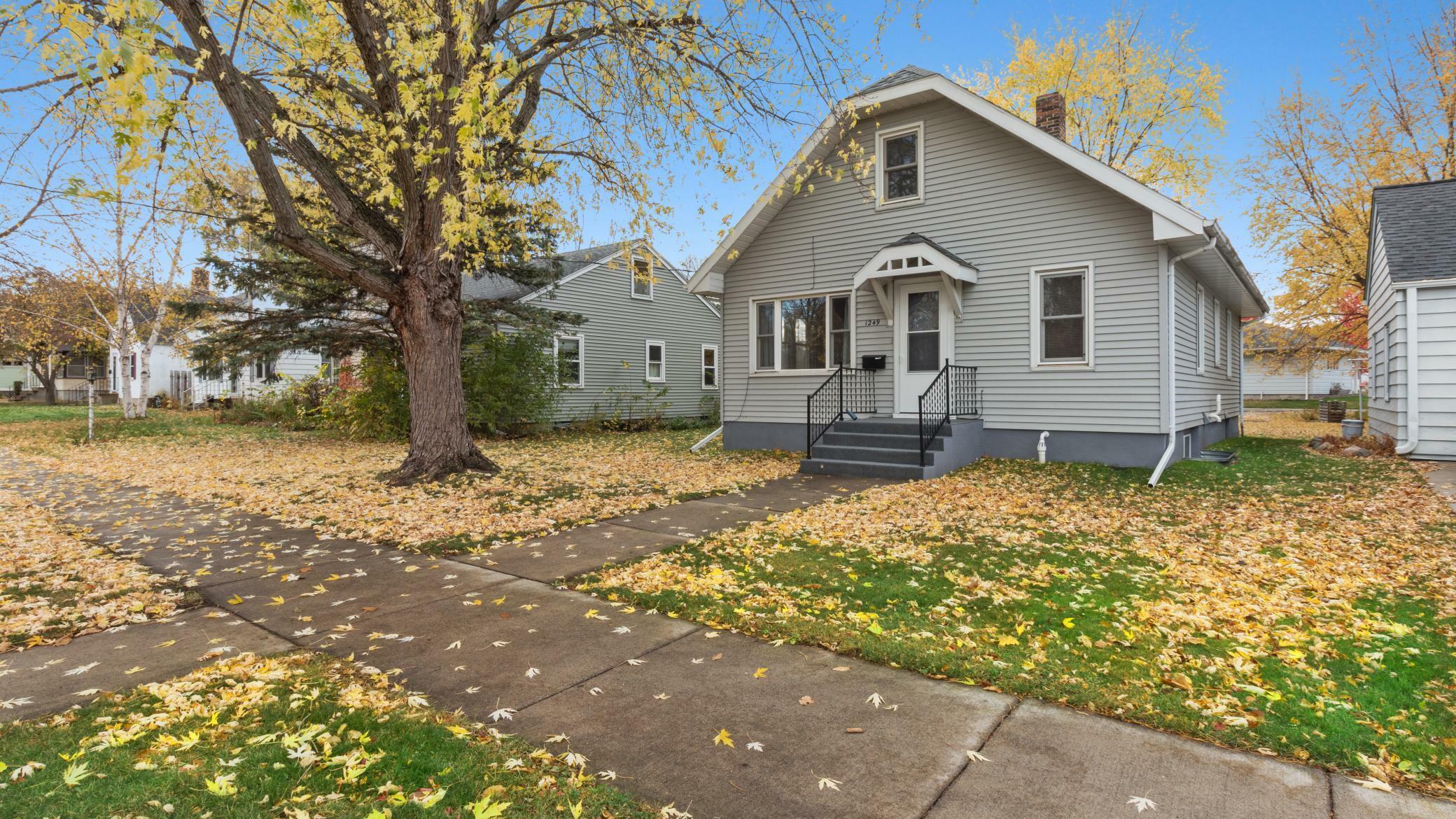 Property Photo:  1249 7th Avenue N  MN 56303 