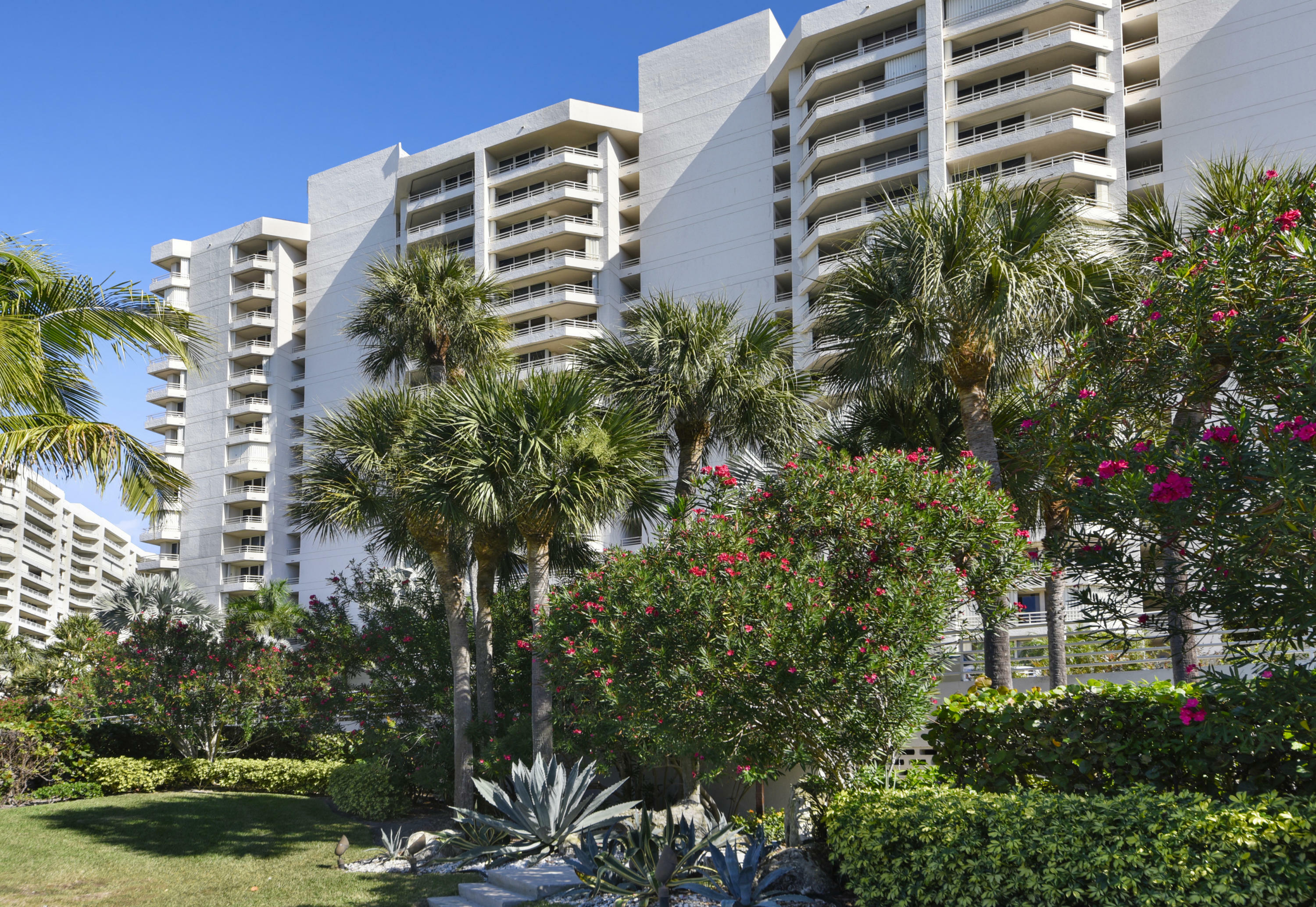 Property Photo:  4101 N Ocean Boulevard D502  FL 33431 