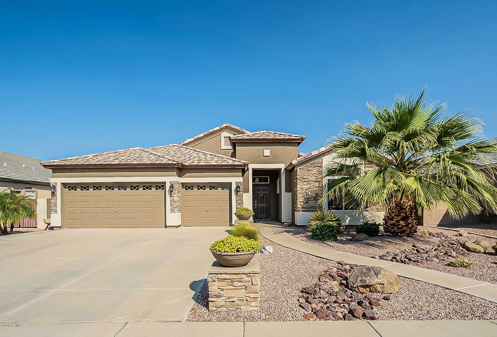 Property Photo: 3264 E Thornton Avenue AZ 85297