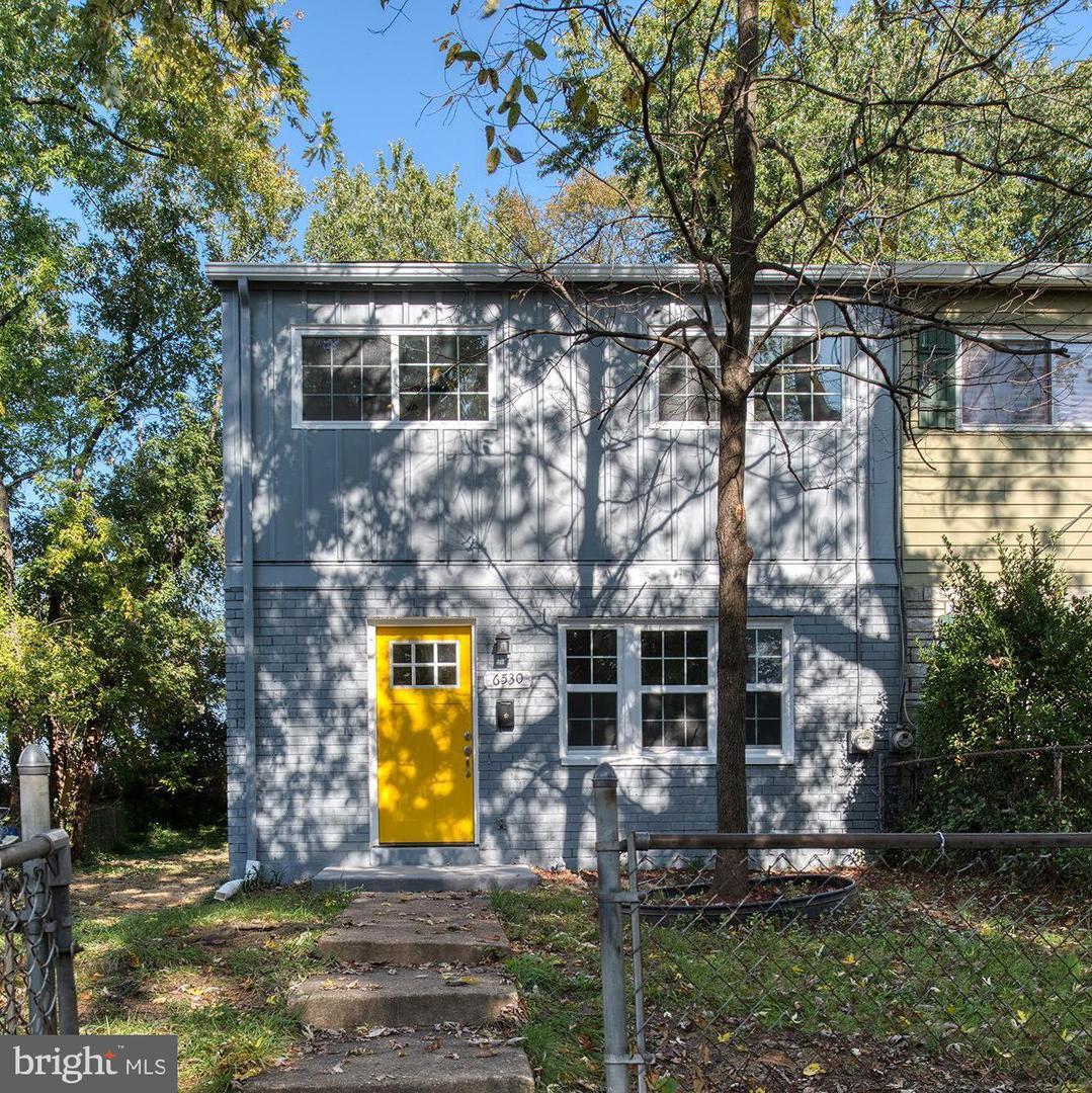 Property Photo: 6530 Columbia Terrace MD 20785