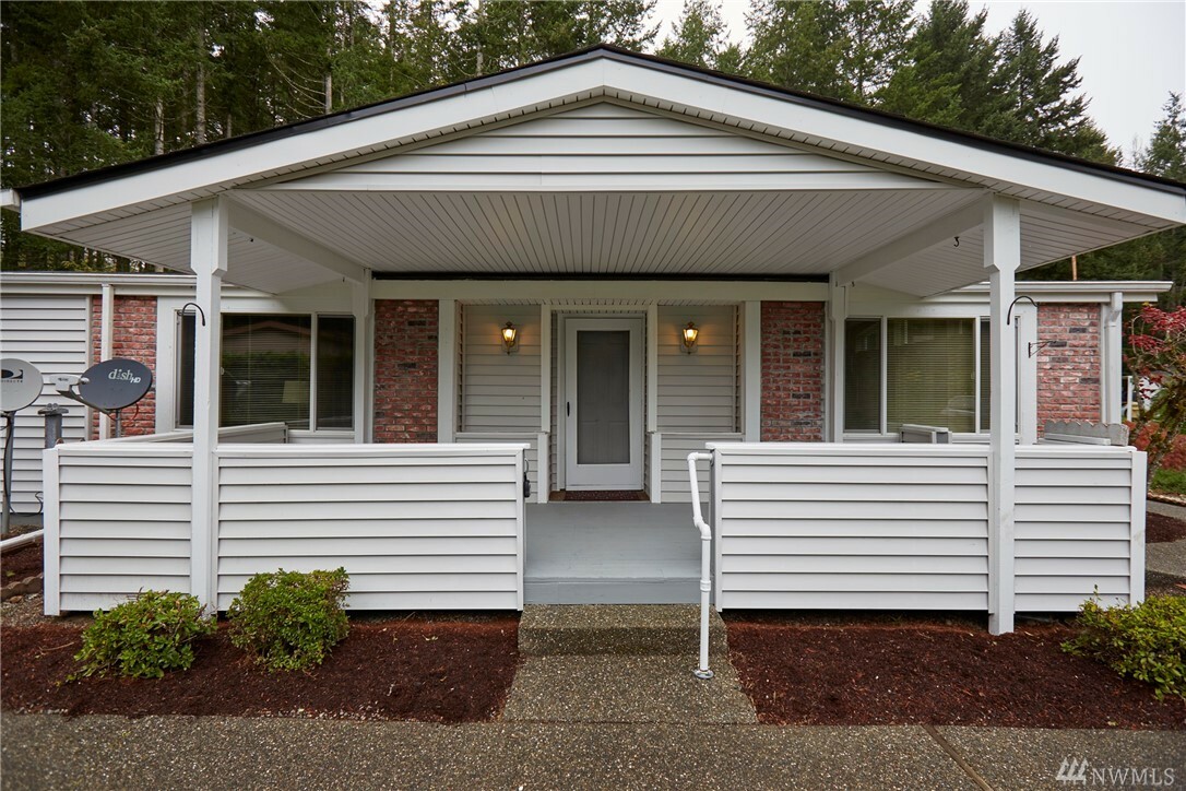 Property Photo:  2284 Hastings Lane SE  WA 98367 